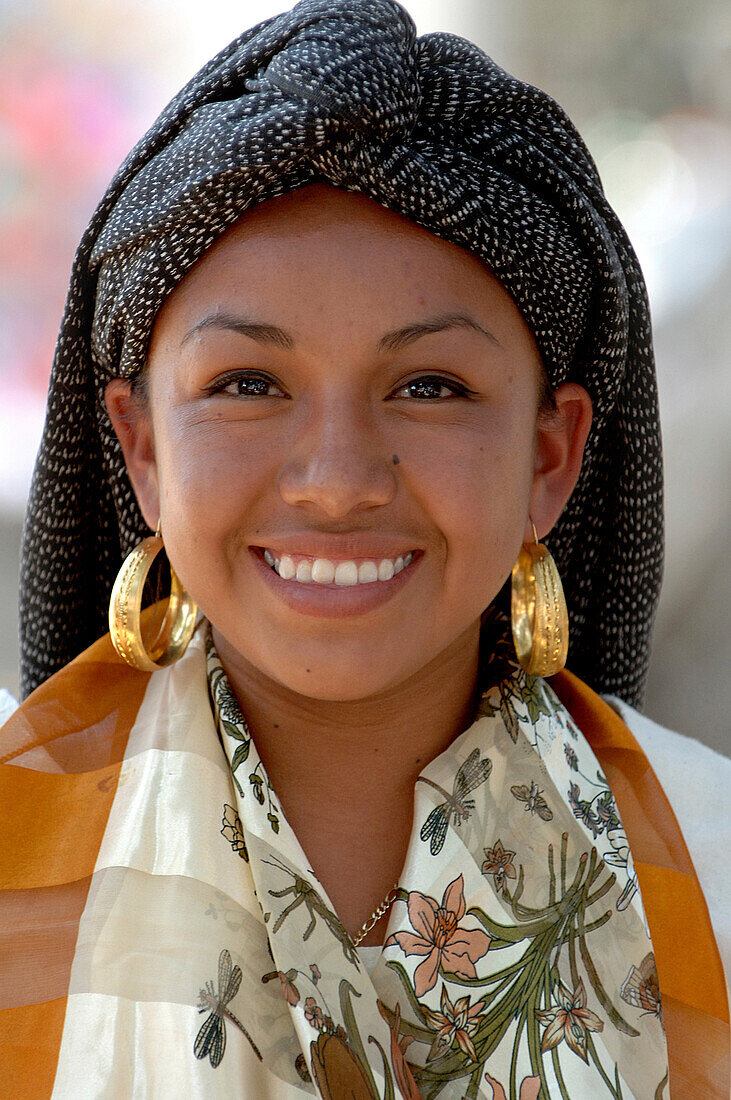 Indigene Tänzerin in Oaxáca, Mexiko