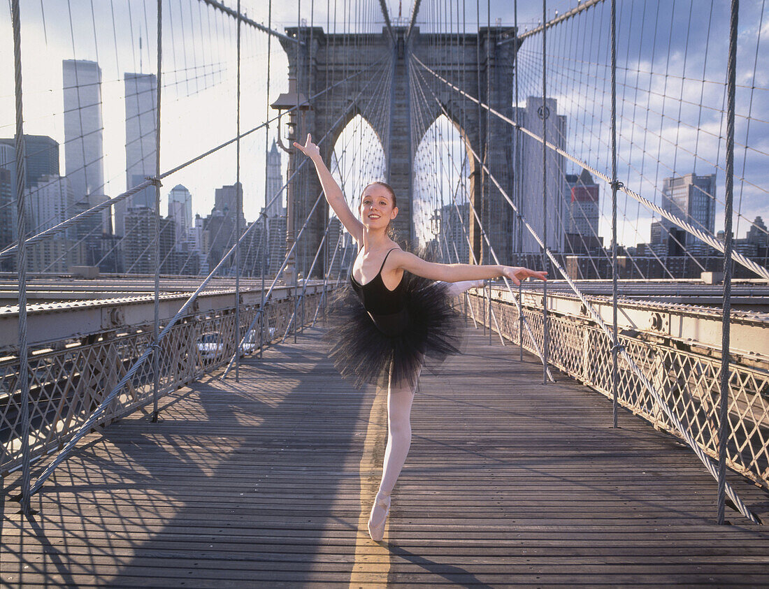 Ballet dancer at Brooklyn bridge. New York City. USA
