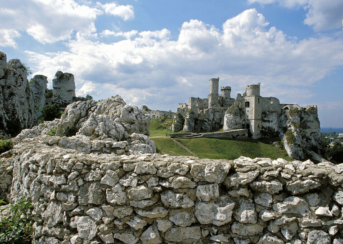 Ogrodzieniec ruins of XVI Century castle built of limestone on Krakow. Poland