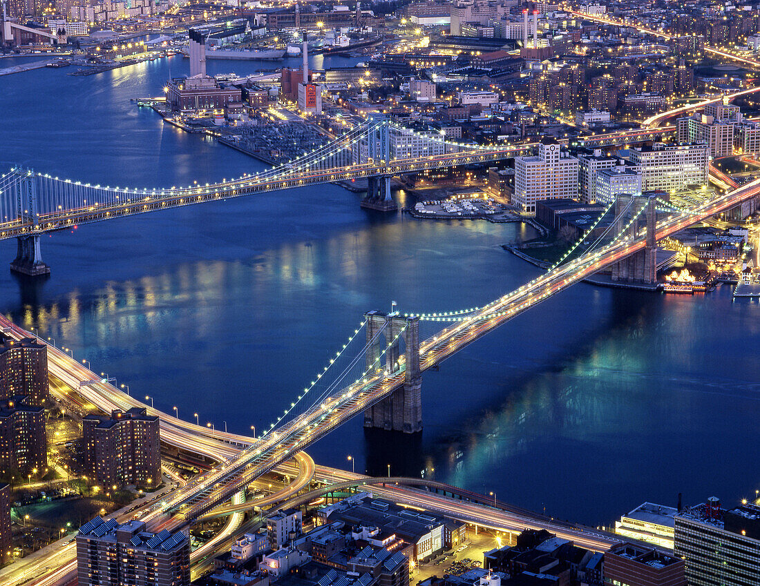 Brooklyn & Manhattan Bridges. East River. New York City. USA.
