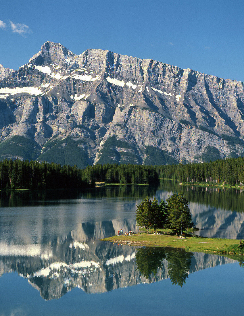 Two Jack Lake, Banff National Park. Alberta, Canada