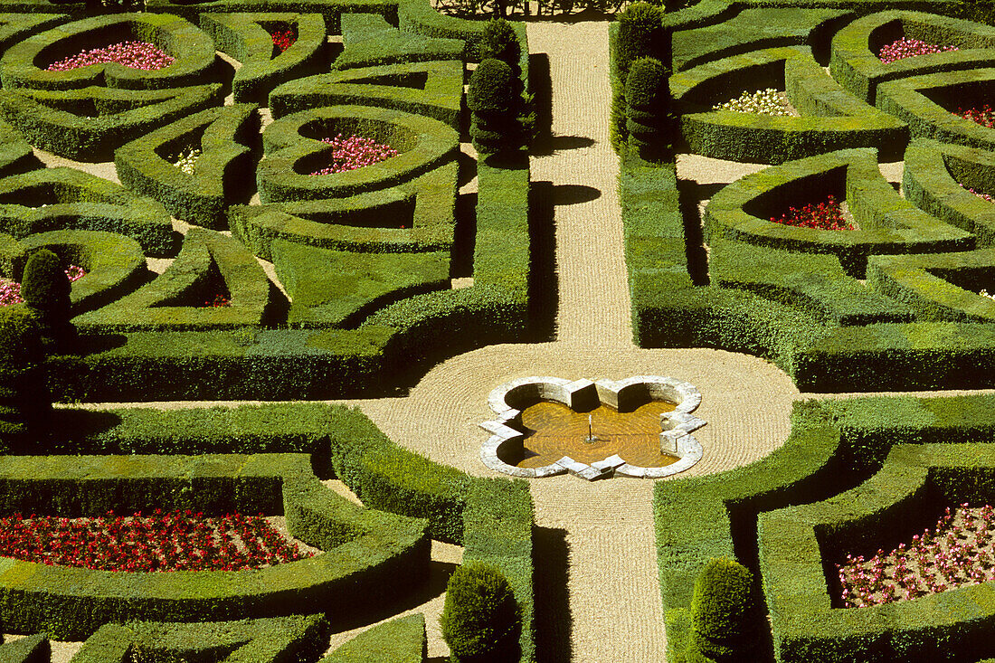Villandry castle gardens, maze detail. Val-de-Loire, France