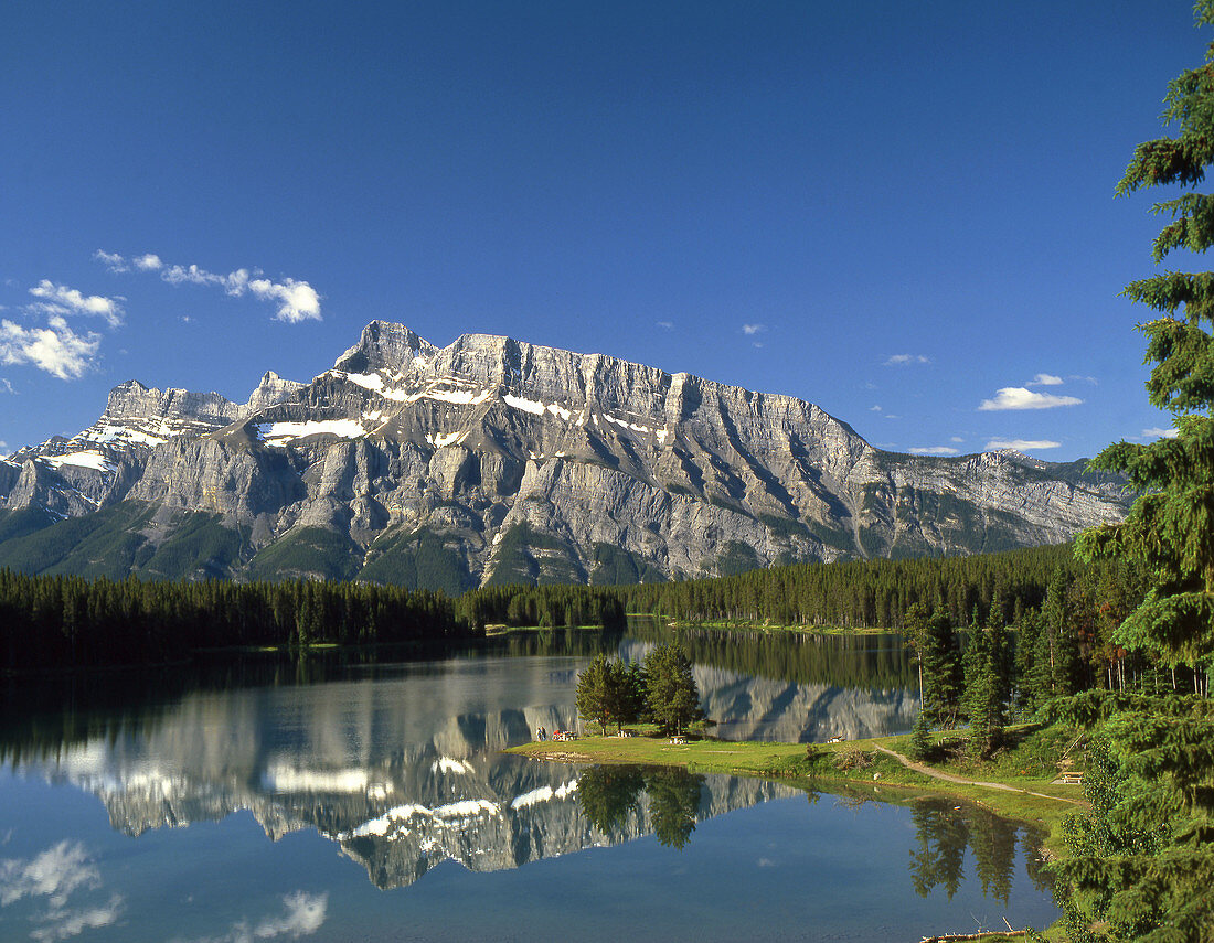 Two Jack Lake, Banff National Park, Alberta, Canada