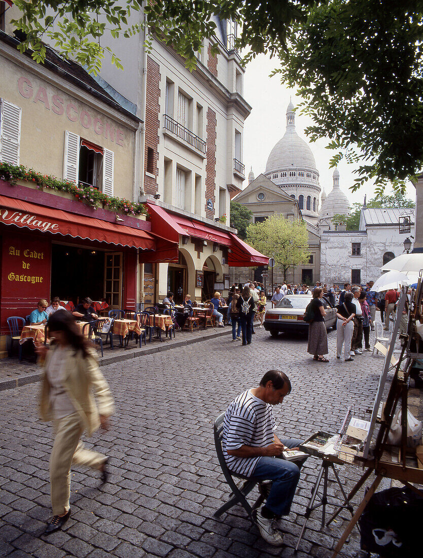 France, Paris, Montmartre, Place du Tertre, Sacré Coeur