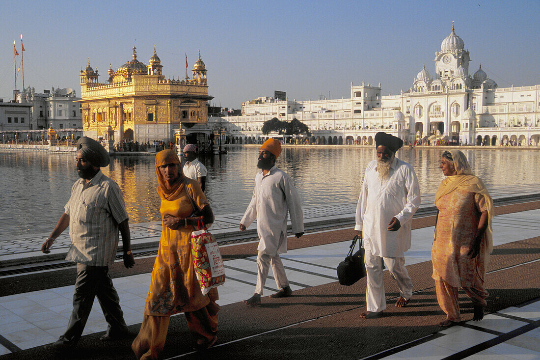 Golden Temple, Sikh religion, people. Amritsar. Punjab. India.