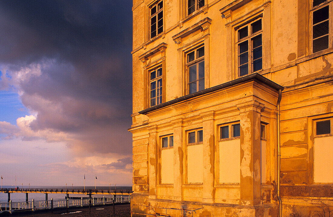 Europe, Germany, Mecklenburg-Western Pomerania, seaside resort Heiligendamm, Haus Mecklenburg