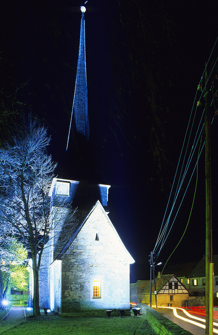 Feininger-Kirche Gelmeroda bei Nacht, Weimar, Thüringen, Deutschland