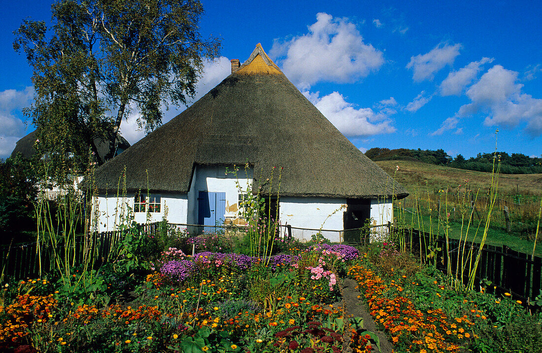 Europa, Deutschland, Mecklenburg-Vorpommern, Insel Rügen, Pfarrwitwenhaus in Gross Zicker auf Mönchgut