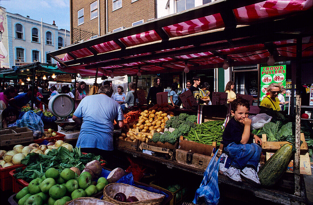 Europe, Great Britain, England, London, Portobello Road Market