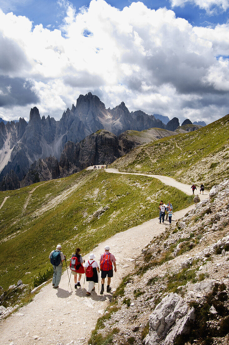 Tre Cime di Lavaredo (Drei Zinnen). Dolomites, Alps, Italy