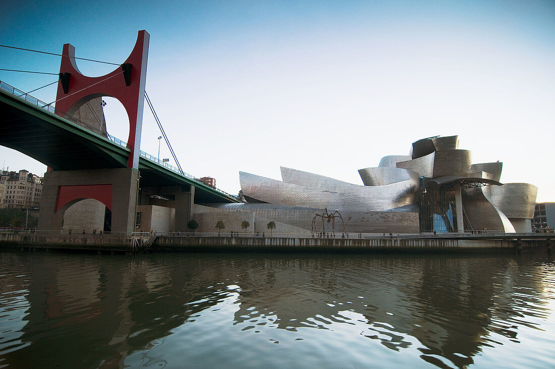 Guggenheim Museum, Bilbao. Biscay, Euskadi, Spain