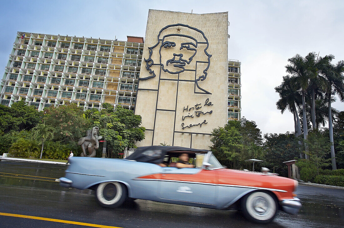 Monument to Ernesto Ché Guevara (1928_67) at Revolución Square. Havana. Cuba