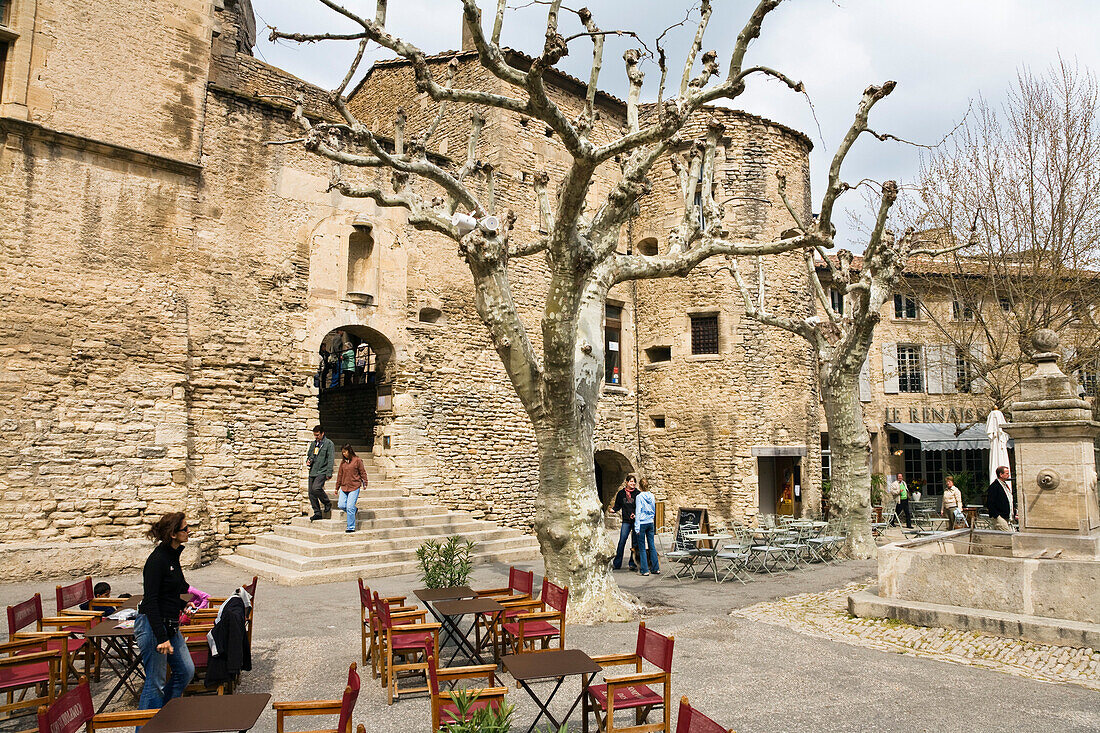 Old town of Gordes, Luberon, Provence, Southern France