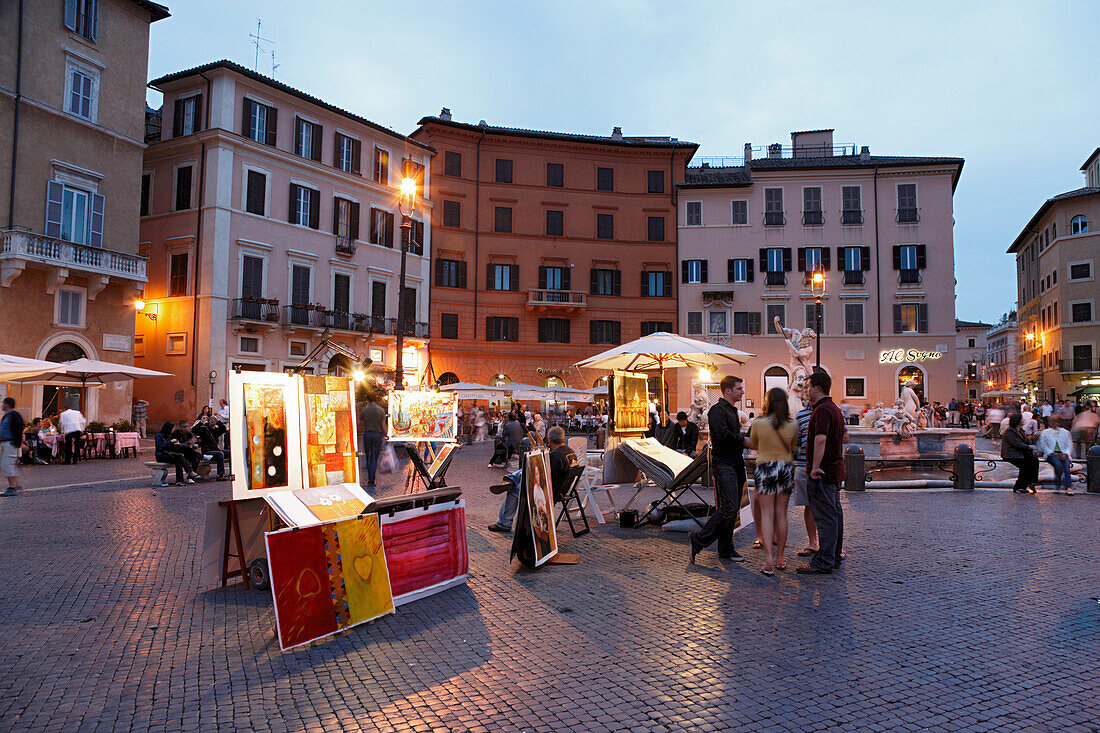 Art market at Piazza de Navona, Rome, Italy
