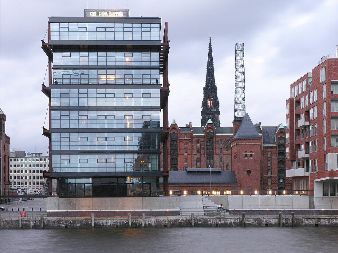 Bürohaus in der Hafencity, Hansestadt Hamburg, Deutschland