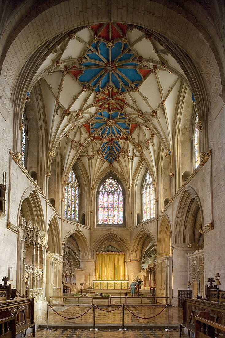 Tewkesbury, the Roman Abbey (12th century). Gloucestershire, Cotswolds, England.