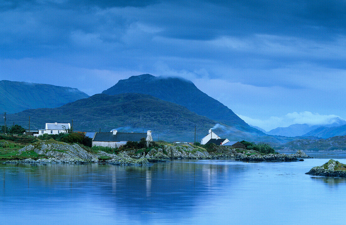 Ballynakill Harbour, Connemara, Co. Galway, Ireland, Europe