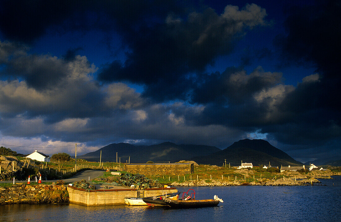 Ballynakill Harbour, Connemara, Co. Galway, Republik Irland, Europa