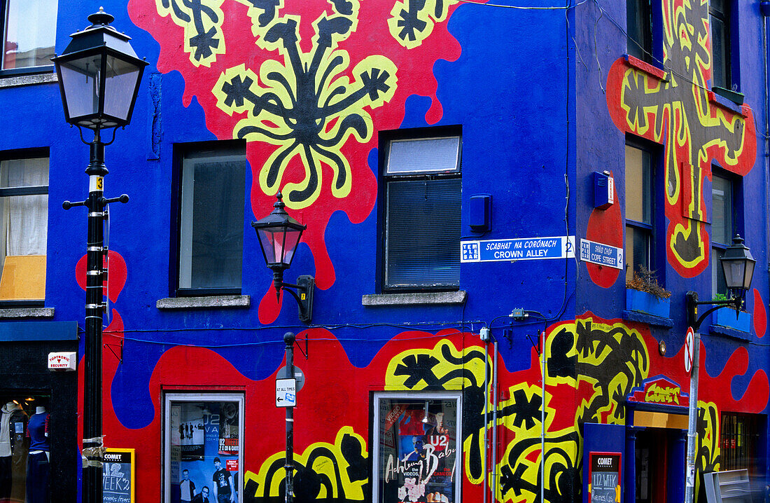 Colourful facade of a pub at Crown Alley, Temple Bar District, Dublin, Ireland, Europe
