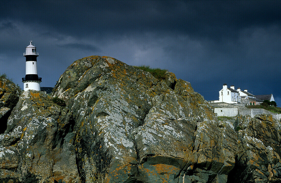 Lighthouse at Dunagree Point, Inishowen peninsula, County Donegal, Ireland, Europe