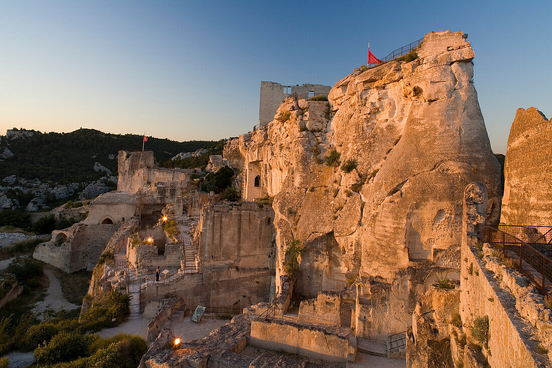 Die Felsenfestung im Abendlicht, Les-Baux-de-Provence, Vaucluse, Provence, Frankreich