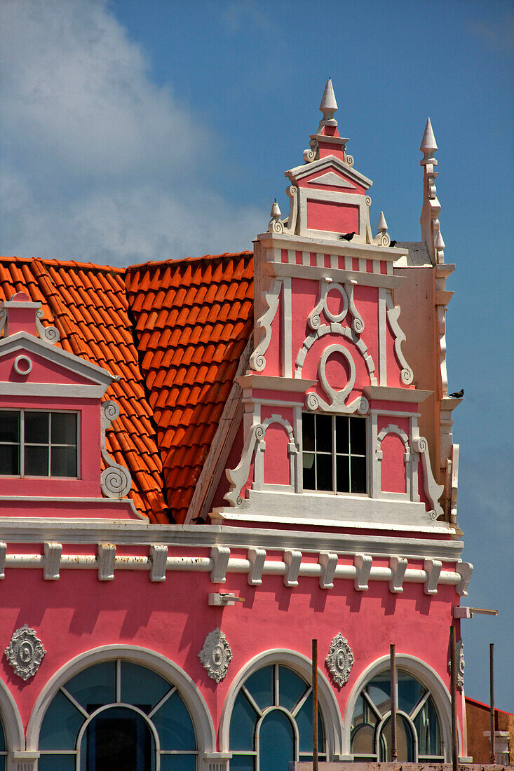 Niederländische Antillen, Aruba, Karibik, Oranjestadt, Hausfassade im hollaendischen Stil