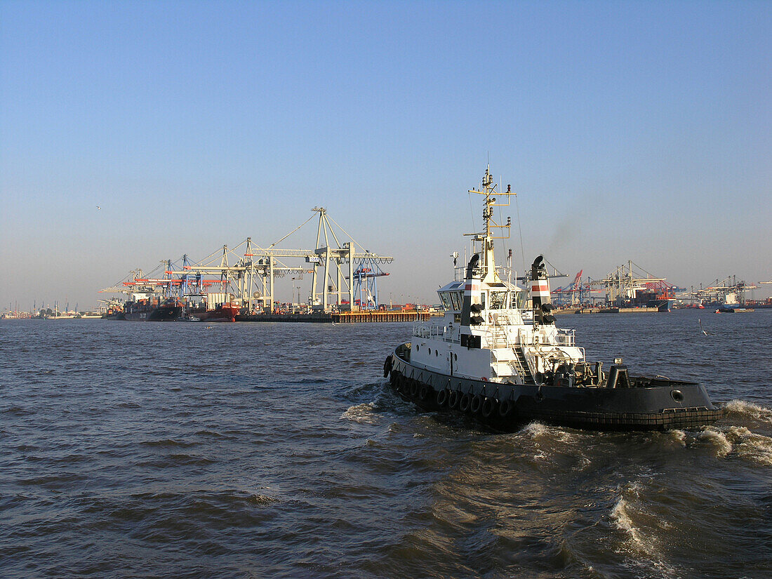 Schlepper im Hafen, Hamburg, Deutschland