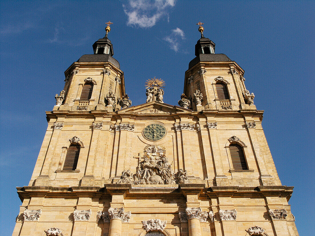 Basilika Gössweinstein unter blauem Himmel, Franken, Bayern, Deutschland