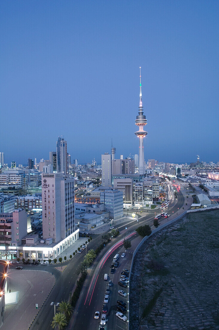 KUWAIT-Kuwait City: High Angle View of Liberation Tower and Hilalli Street / Evening