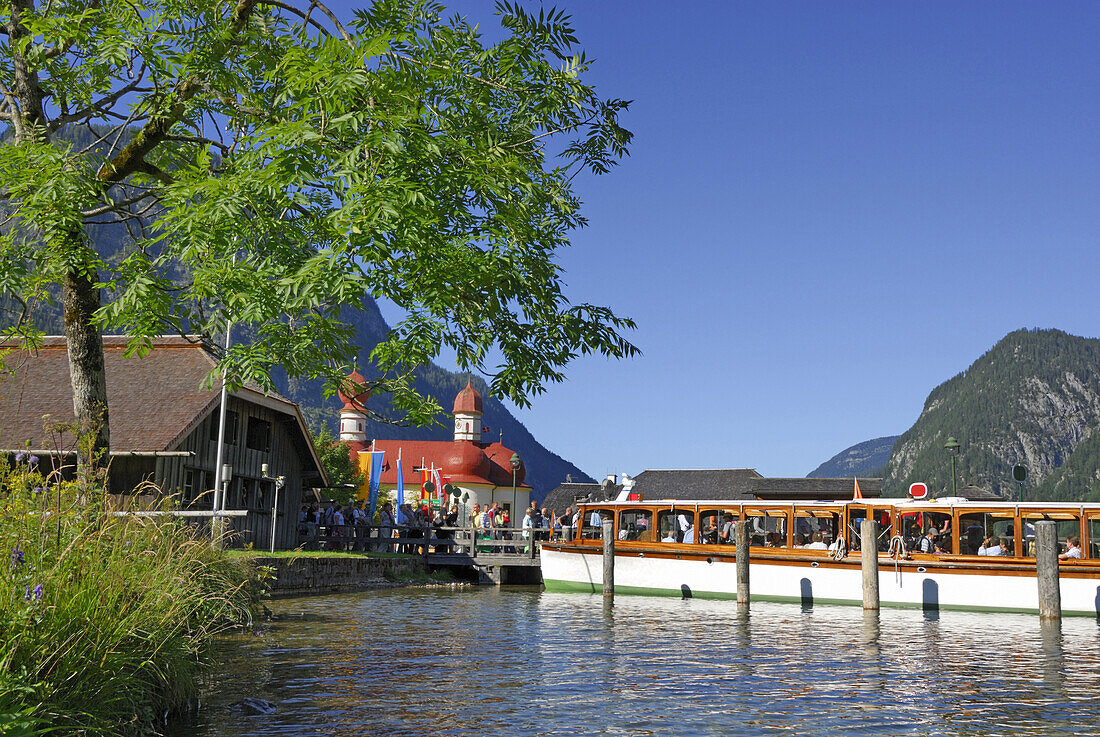 Excursion boat at landing stage, St. Bartholomew, King's Lake, Berchtesgade, Upper Bavaria, Bavaria, Germany