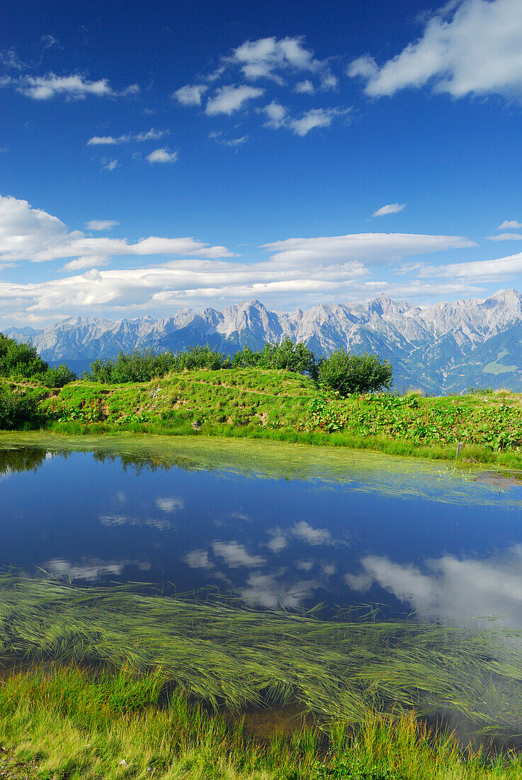 Steinernes Meer in den Berchtesgadener Alpen über See am Hundstein, Salzburger Schieferalpen, Salzburg, Österreich