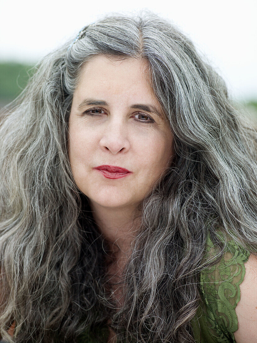 se up, Close-up, Closeup, Color, Colour, Contemporary, Curly hair, Daytime, Exterior, Face, Faces, Facing camera, Female, Forties, Fourties, Gray-haired, Grey hair, Grey haired, Grey hairs, Grey-haire