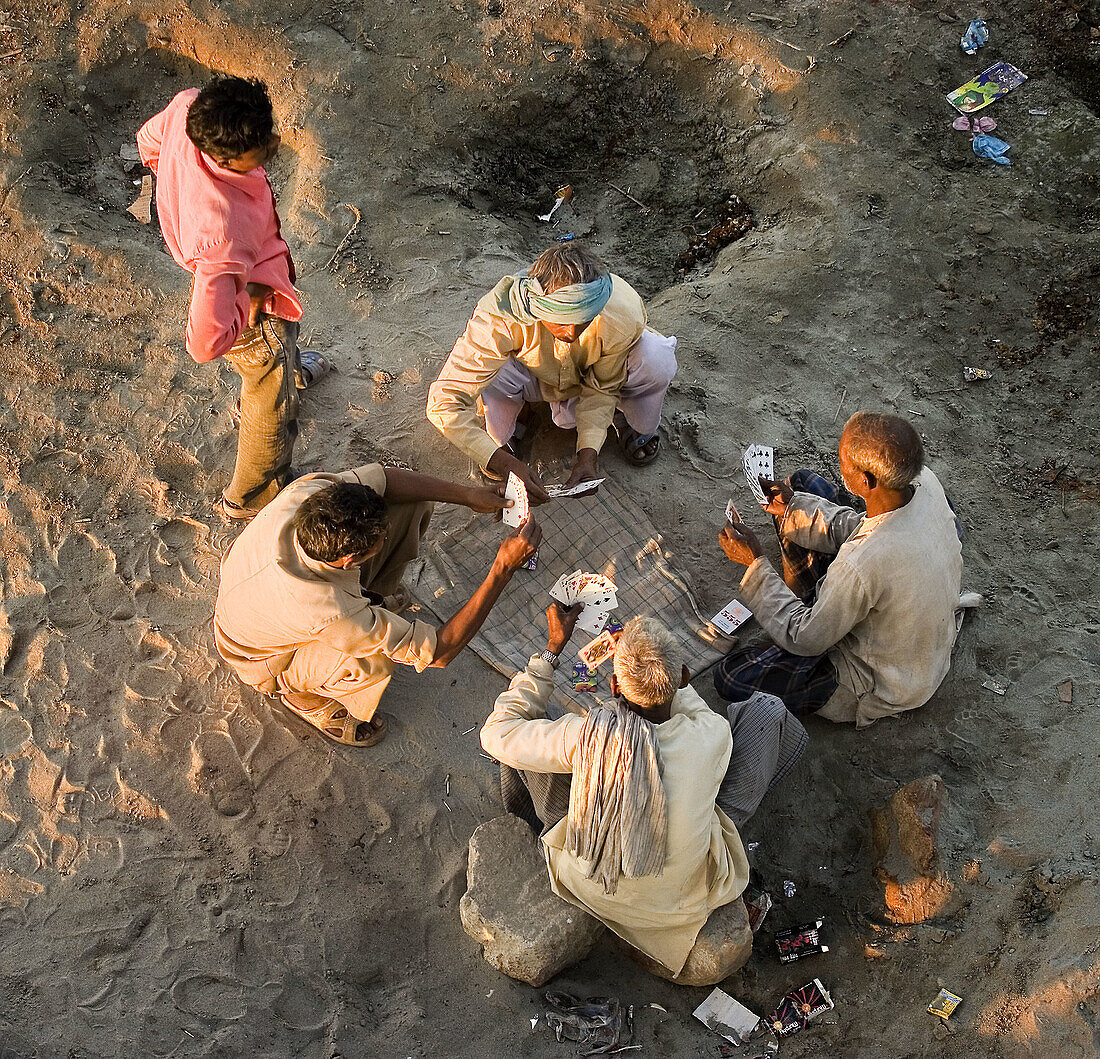 Men playing cards, Agra. Uttar Pradesh, India