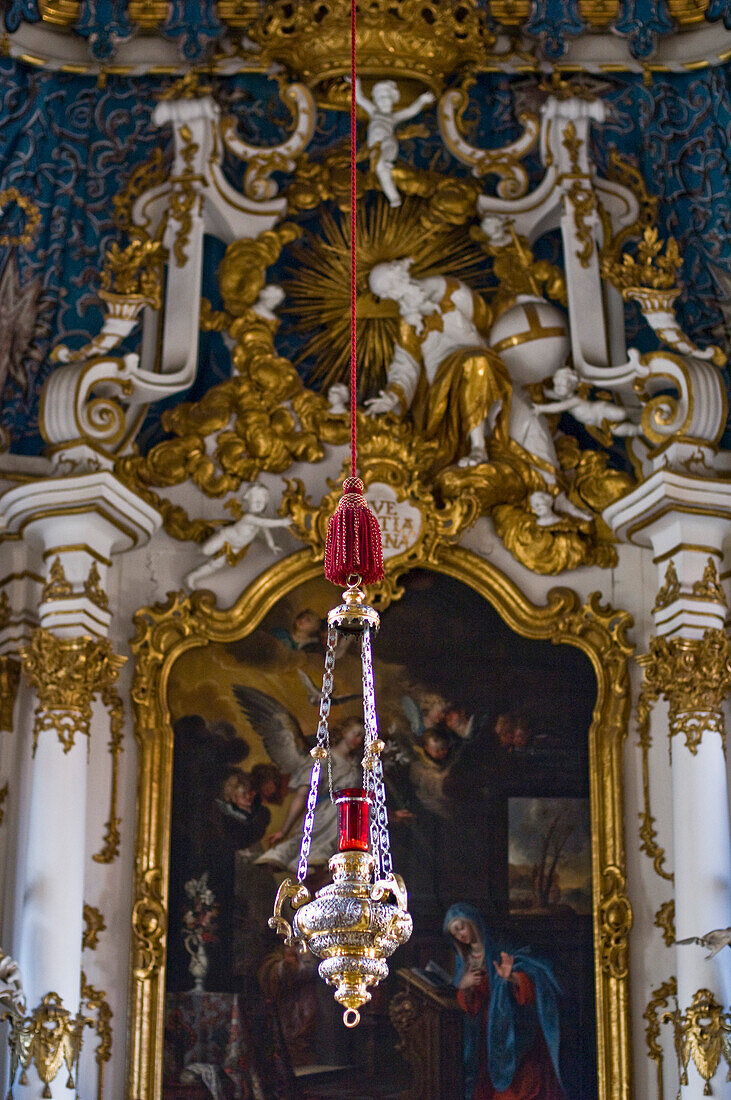 Laterne in der Asamkirche, Ingolstadt, Bayern, Deutschland