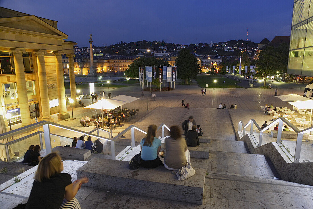 Kunstmuseum und Königsbau am Schlossplatz, Stuttgart, Baden-Württemberg, Deutschland