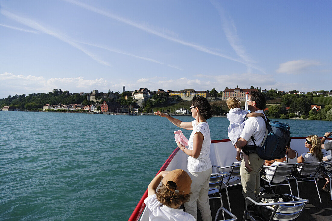 Blick von einem Ausflugsboot auf Meersburg, Baden-Württemberg, Deutschland