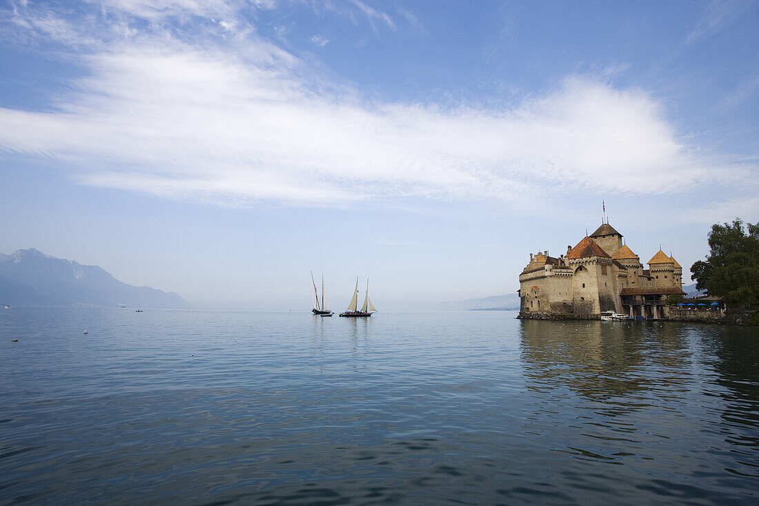 Schloss Chillon am Genfer See, Veytaux, Waadt, Schweiz