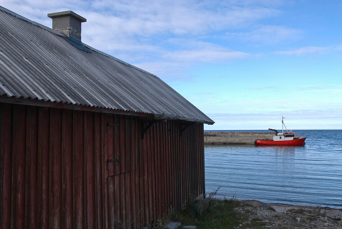 Küstenlandschaft und Hafen in der Nähe von Djauvik, Gotland, Schweden, Skandinavien, Europa