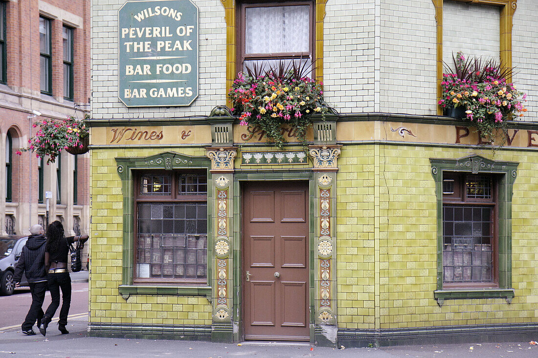 UK, England, Manchester, City Centre, Chepstow Street, Wilsons Peveril of the Peak Pub.