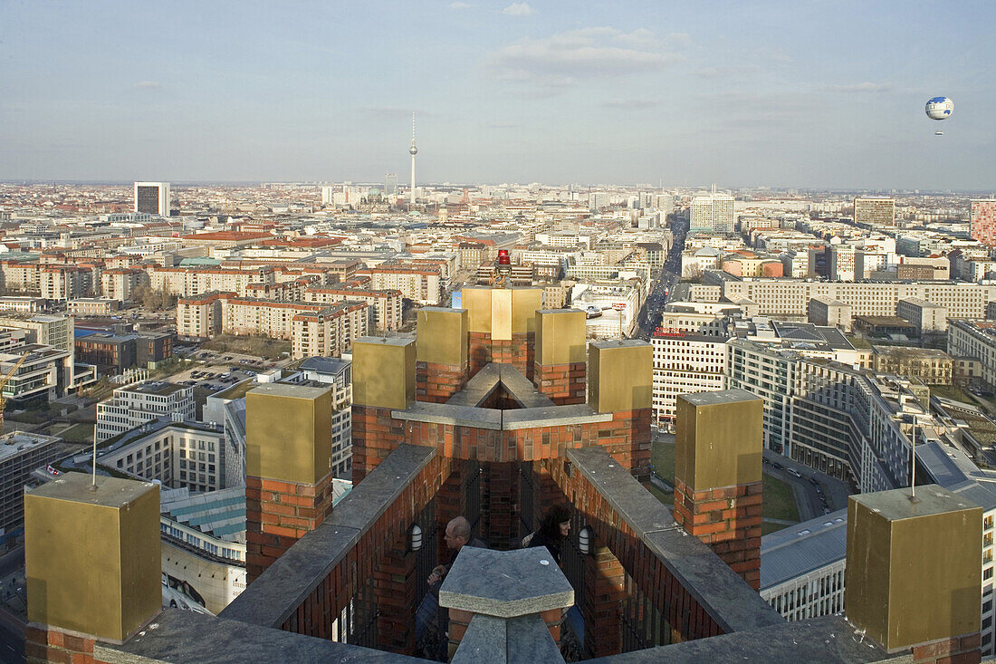 Blick vom Kollhoff-Tower über Berlin, Deutschland