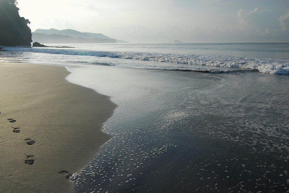 Deserted beach in the morning, Candi Dasa, Eastern Bali, Indonesia, Asia