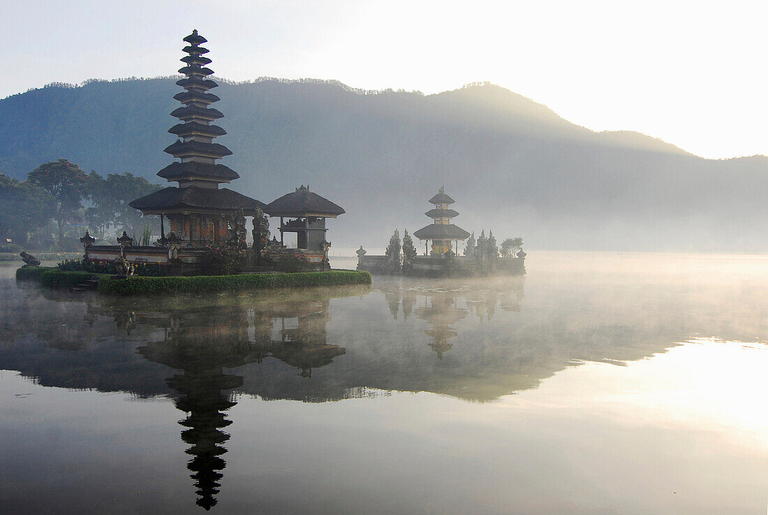 Ulu Watu Danu Bratan, temple on an island at Bratan lake, Bali, Indonesia, Asia