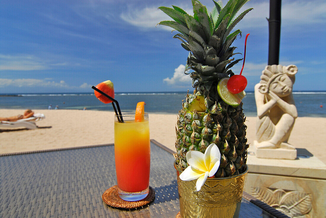 Fruit drink on a table at the beach, Nusa Dua Beach Hotel, Nusa Dua, South Bali, Indonesia, Asia