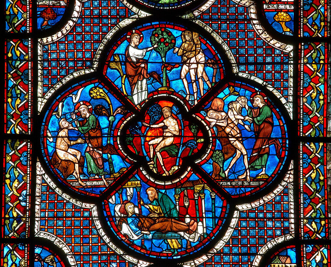 Innenansicht von Kathedrale Notre Dame in Chartres, Bundglasfenster, Jakobsweg, Chemins de Saint-Jacques, Via Turonensis, Chartres, Dept. Eure et Loir, Région Centre, Frankreich, Europa