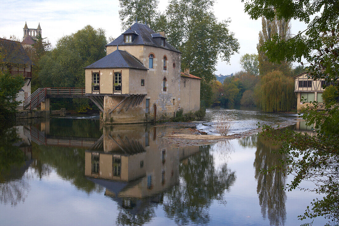 Moulin de Chasseigne, Fluß Clain, Poitiers, Jakobsweg, Chemins de Saint-Jacques, Via Turonensis Poitiers, Dept. Vienne, Région Poitou-Charentes, Frankreich, Europa