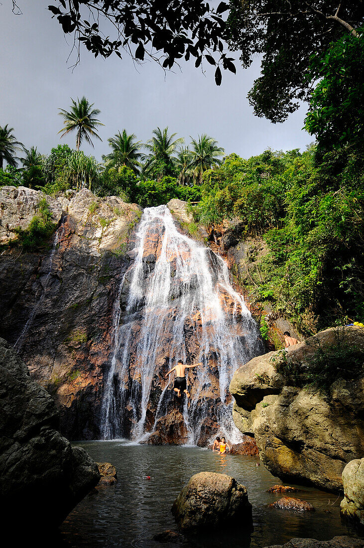 Couple at Na Muang Cascade, Central, Ko Samui, Thailand