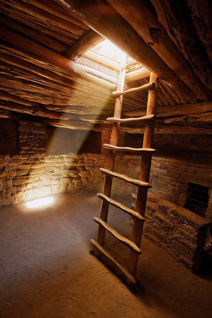 America, Anasazi, Anasazis, Ancestral, Ancient, Beam, Cliff, Color, Colorado, Colour, Cortez, Dweller, Dwellers, Dwelling, House, Kiva, Ladder, Light, Mesa Verde National Park, Puebloans, Religious, Sacred, Southwest, Spotlight, Spruce, Tenant, Tenants, U