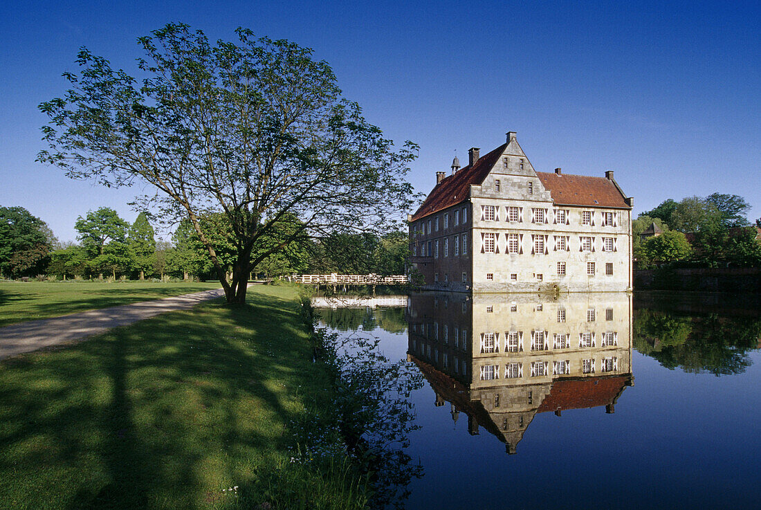 Castle Hulshoff, Havixbeck, Munsterland, North-Rhine Westphalia, Germany