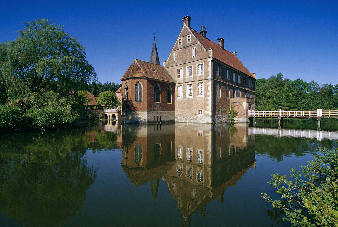 Castle Hulshoff, Havixbeck, Munsterland, North-Rhine Westphalia, Germany