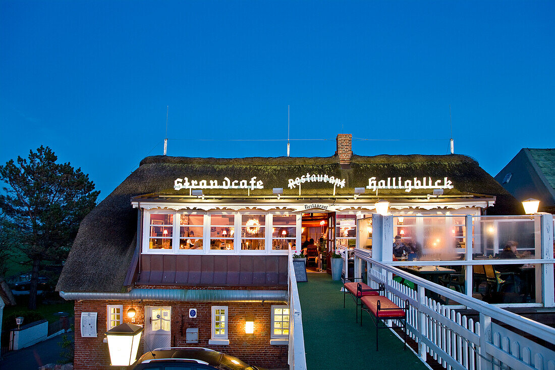 Restaurant am Abend, Nordstrand, Nordfriesland, Schleswig-Holstein, Deutschland